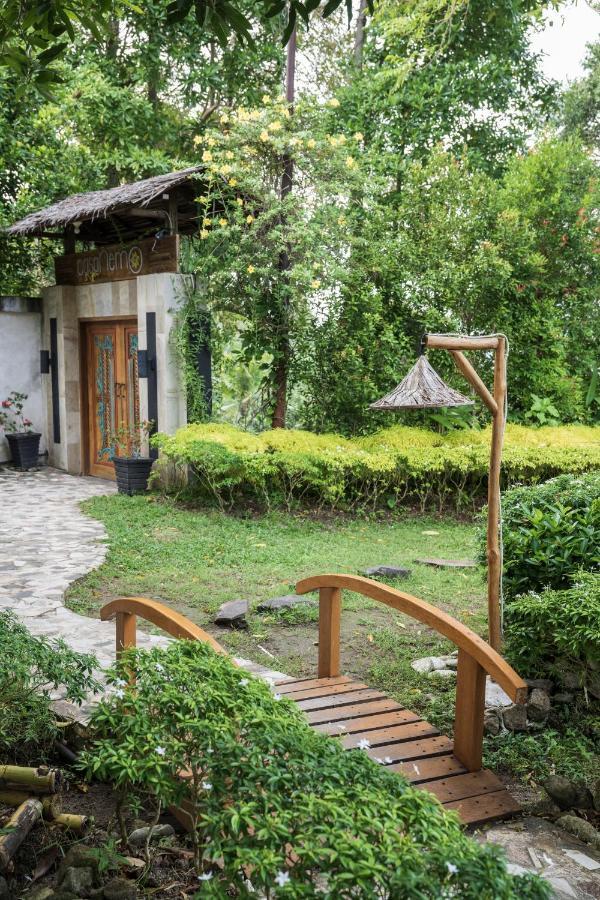 Casa Nemo Beach Resort & Spa Sabang  Exterior photo